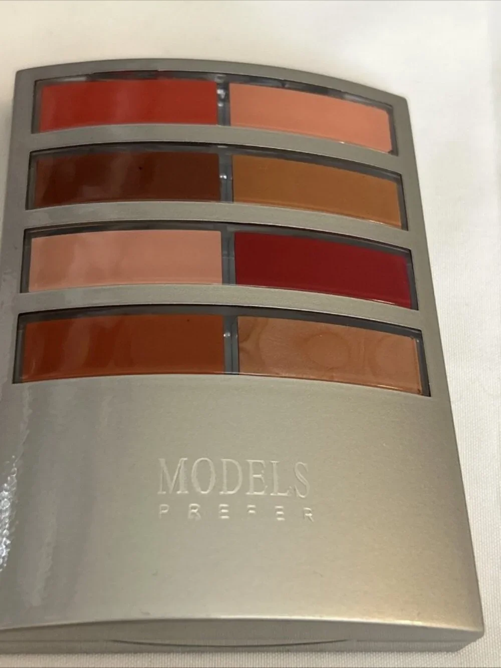 Models Prefer palette w/ 2 Blush 6Eyeshadow 8 cream lipsticks #4 coral-red shade